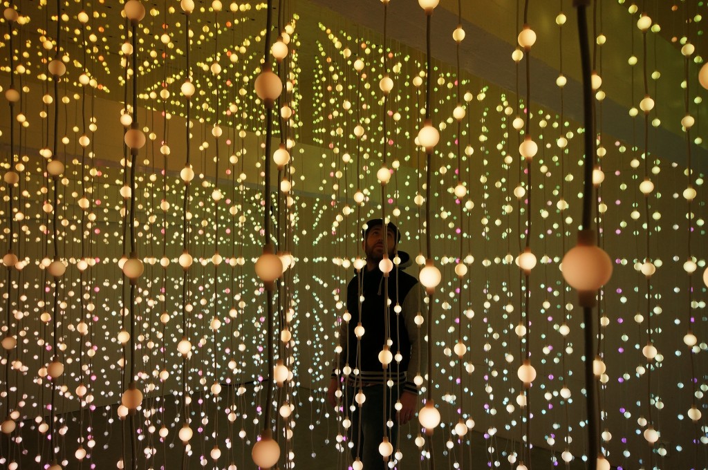 Submergence installation © Squidsoup