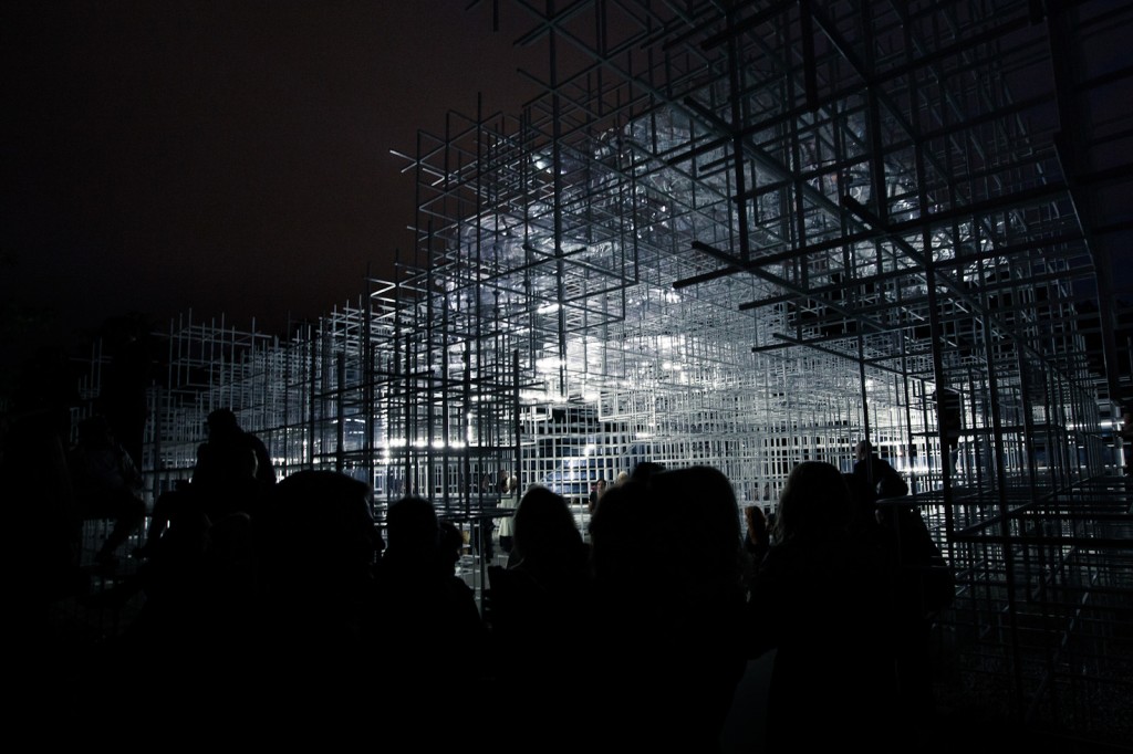 Serpentine Gallery intervention © United Visual Artists